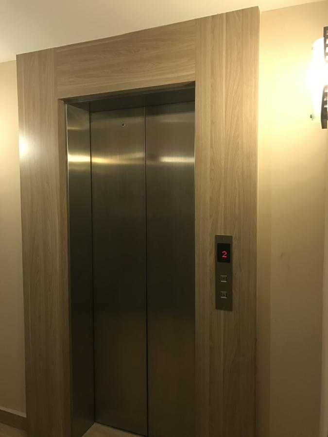 Se Two Hotel 巴特沃思 外观 照片